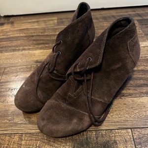 Brown Toms wedge booties